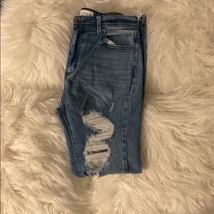 Blue ripped skinny jeans